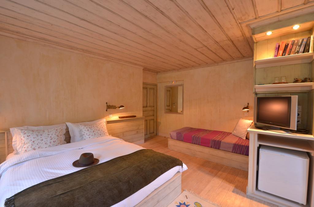 Papaevangelou Hotel パピンゴ エクステリア 写真
